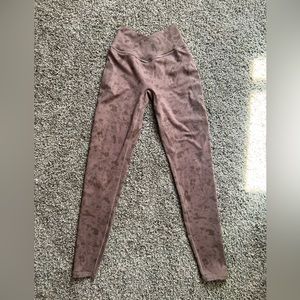 Alphalete Pebble Surface Leggings XS